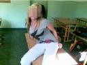 Školačka masturbuje ve třídě - další český porno skandál