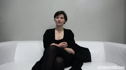 Czech Casting - 18letá studentka Anna (8153)