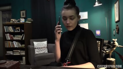 Czech Hypno (2. díl): 18letá teenka Simona