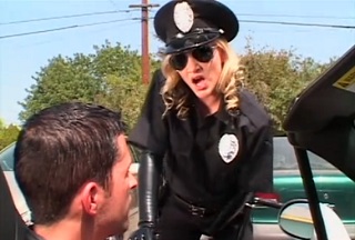 Horny policewoman and affectionate driver