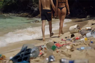 Porn News: PornHub joins fight against plastic contamination by “dirty porn”